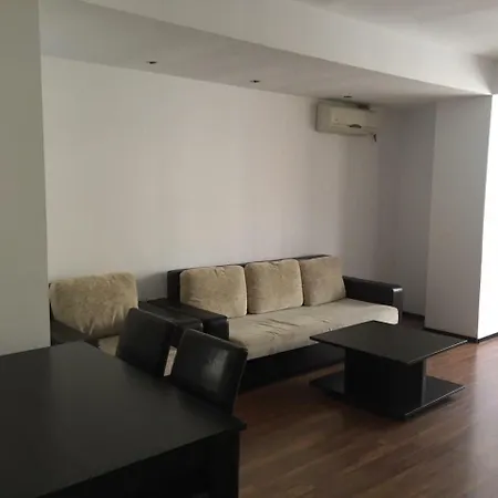 Summerland Ony Apart Mamaia