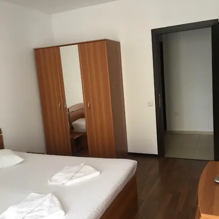 Summerland Ony Apart Apartment Mamaia